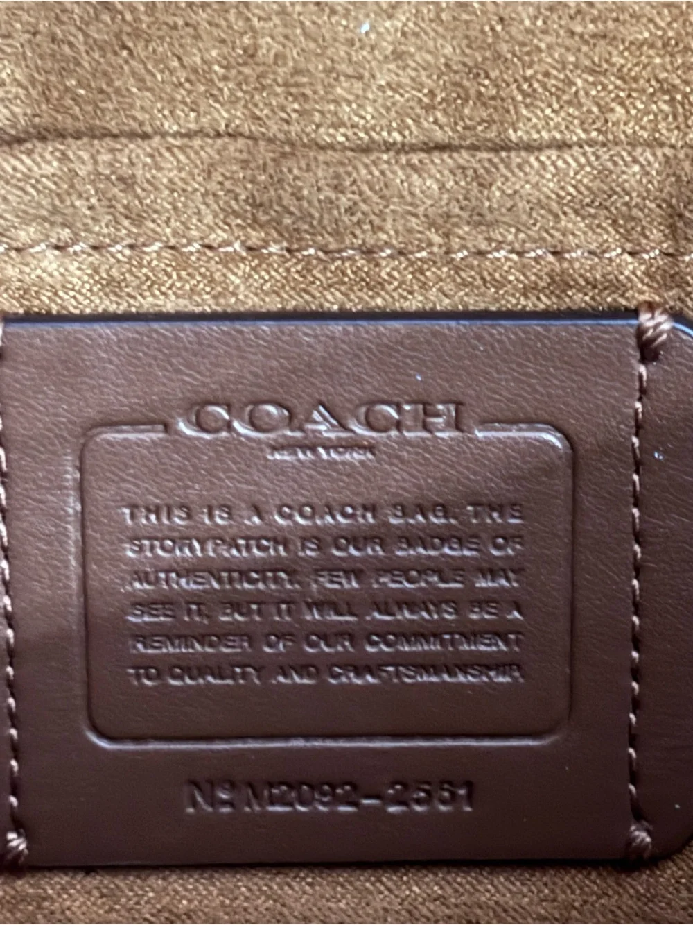 Coach Klare cream Quilted Crossbody & Shoulder Bag Chain Strap & gold hang tag - Picture 10 of 13
